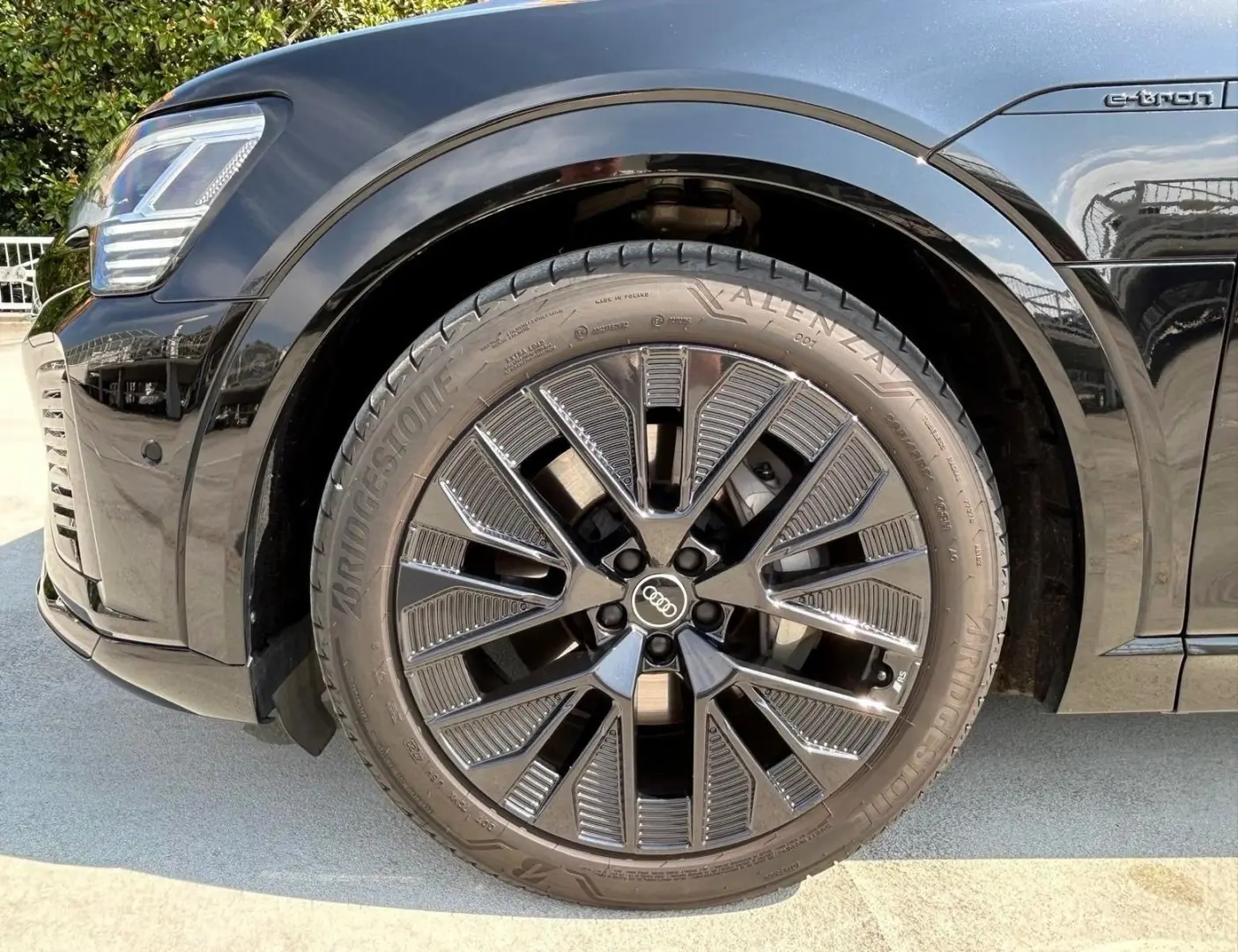 Q8 Sportback e-tron 55 quattro S line NP:113¤