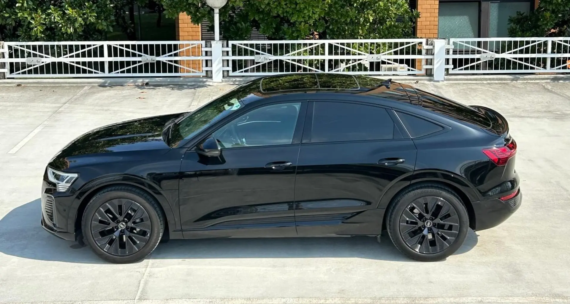 Q8 Sportback e-tron 55 quattro S line NP:113¤
