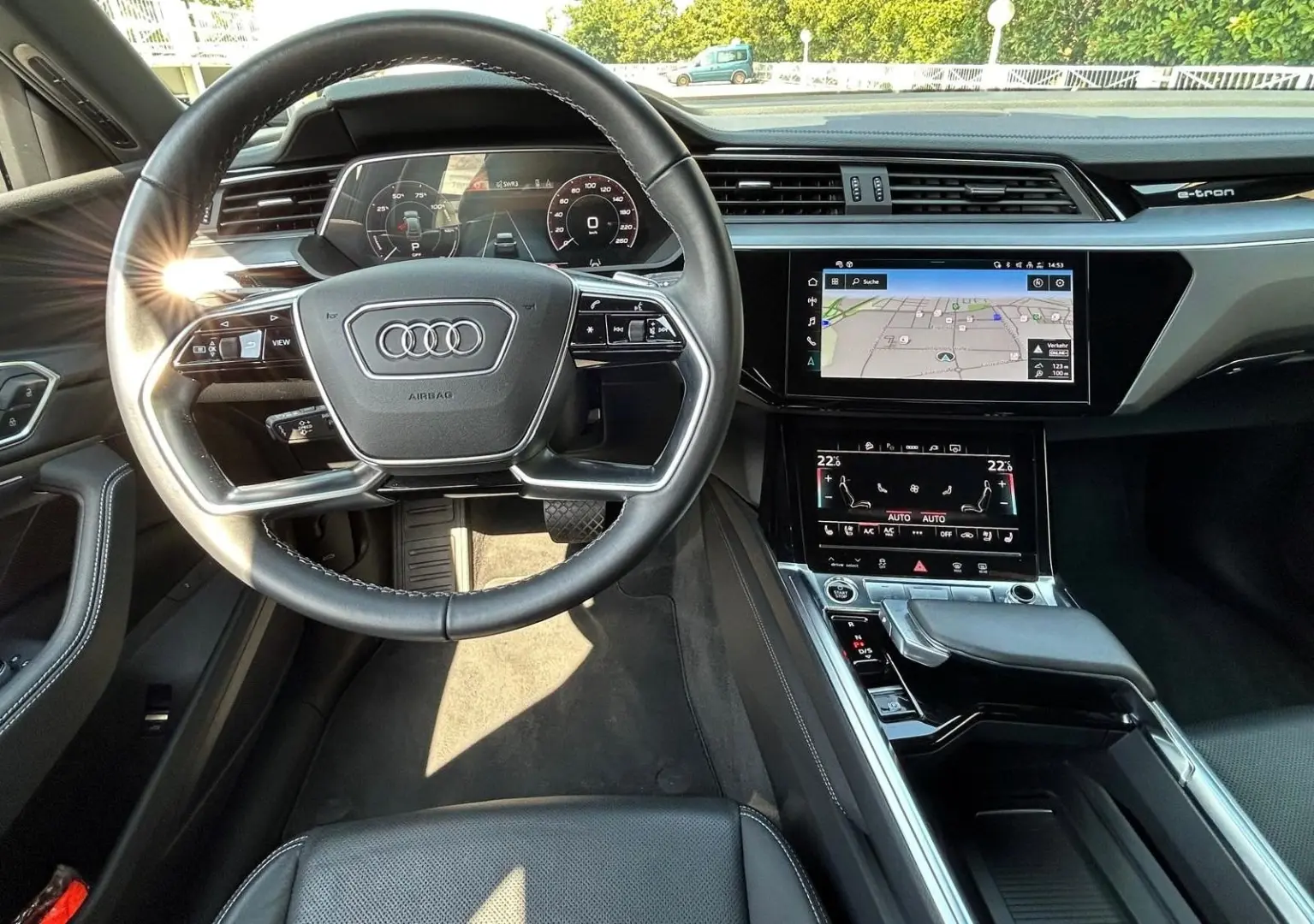 Q8 Sportback e-tron 55 quattro S line NP:113¤