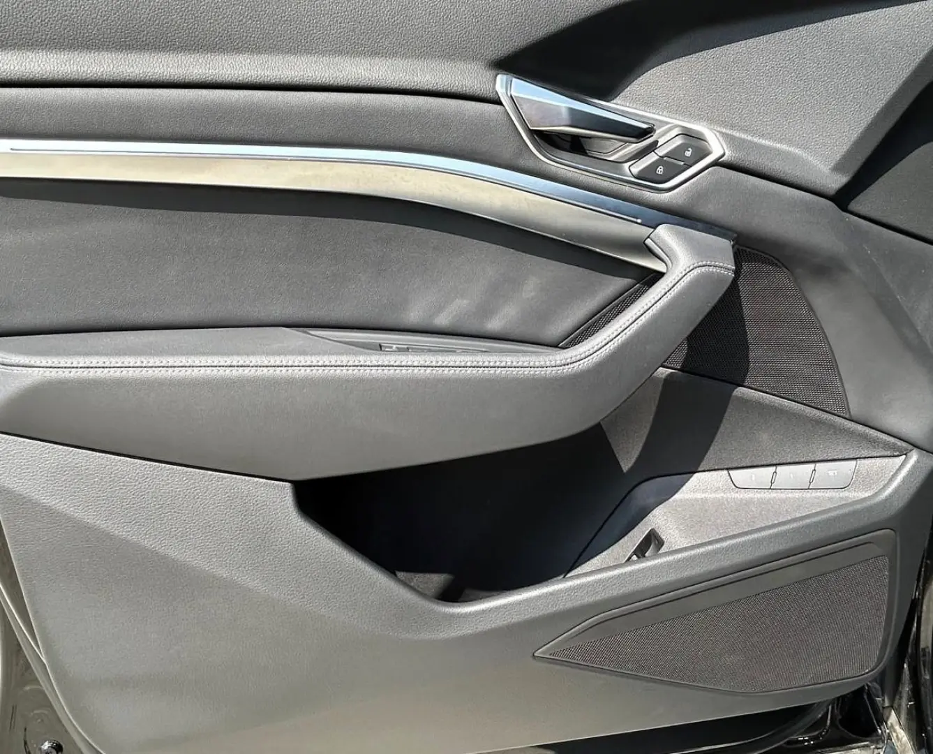 Q8 Sportback e-tron 55 quattro S line NP:113¤