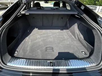 Q8 Sportback e-tron 55 quattro S line NP:113¤