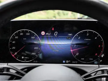 E 450 d 4M AMG-Sport/Pano/Digital/360/Distr/19''