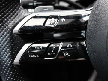 E 450 d 4M AMG-Sport/Pano/Digital/360/Distr/19''