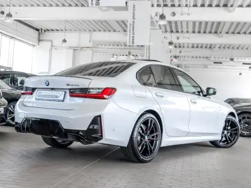 M340i xDrive MSportPro AHK ACC Schiebedach HeadU
