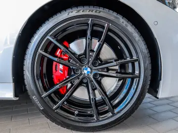M340i xDrive MSportPro AHK ACC Schiebedach HeadU