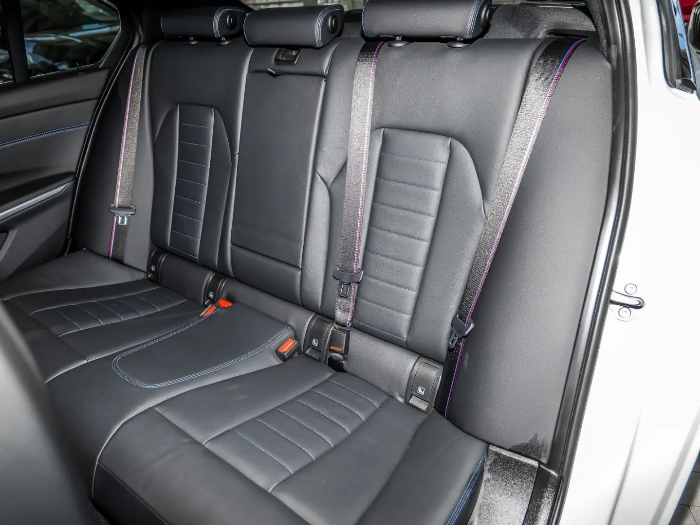 M340i xDrive MSportPro AHK ACC Schiebedach HeadU