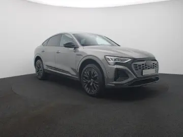 Q8 Sportback e-tron 50 quattro S line LED Navi