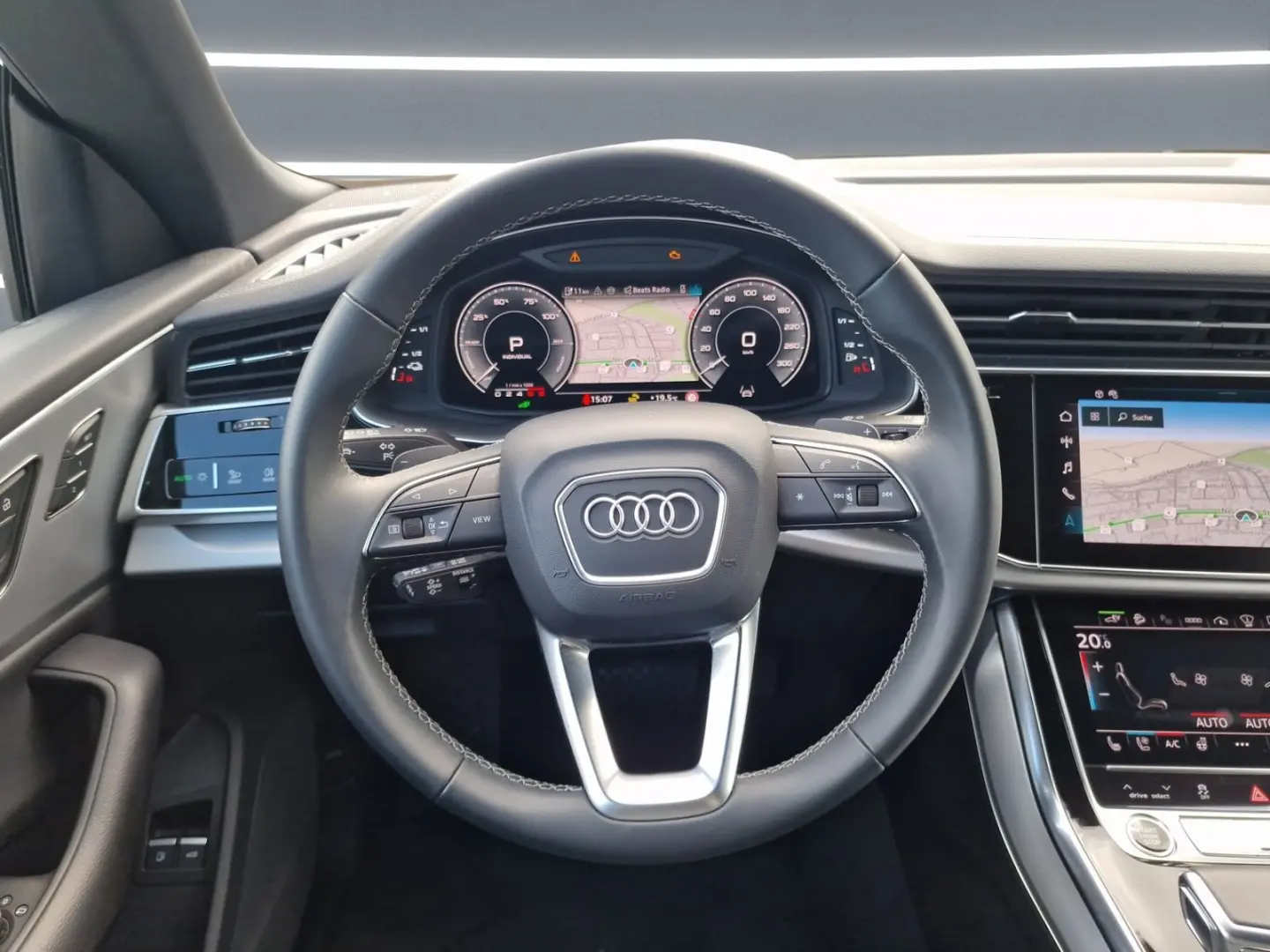 Q8 55 TFSI e qu MATRIX Luft AHK ACC HuD 21
