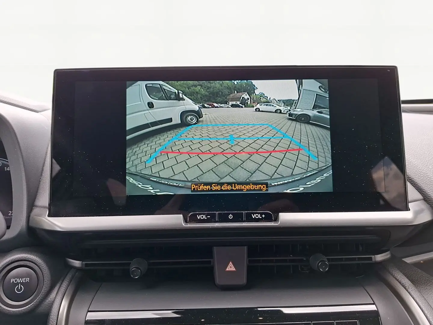 C-HR Hybrid Team D +Smartphone-Integration +Kame
