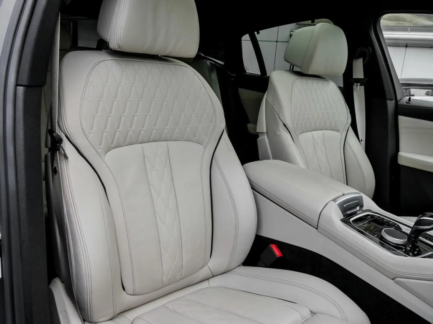 X6 xDrive40d LASER+AHK+PANO+DA PROF+360°+HuD