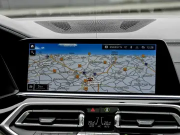 X6 xDrive40d LASER+AHK+PANO+DA PROF+360°+HuD