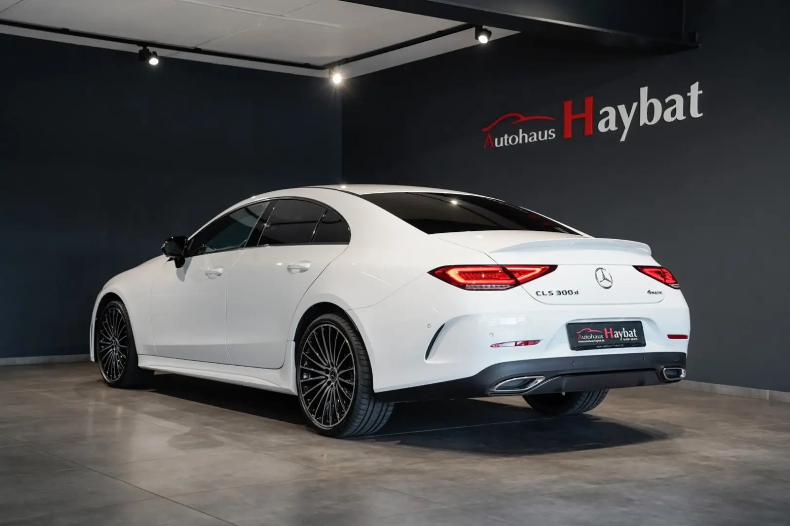 CLS 300 d 4M AMG-Night Paket-Burmester-S.Dach