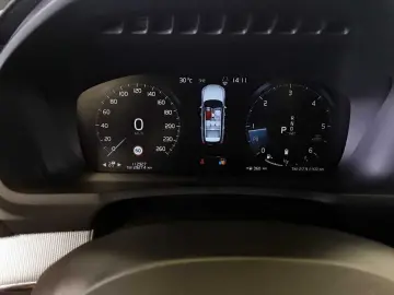 XC 90 B5 AHK S-Dach ACC BLIS