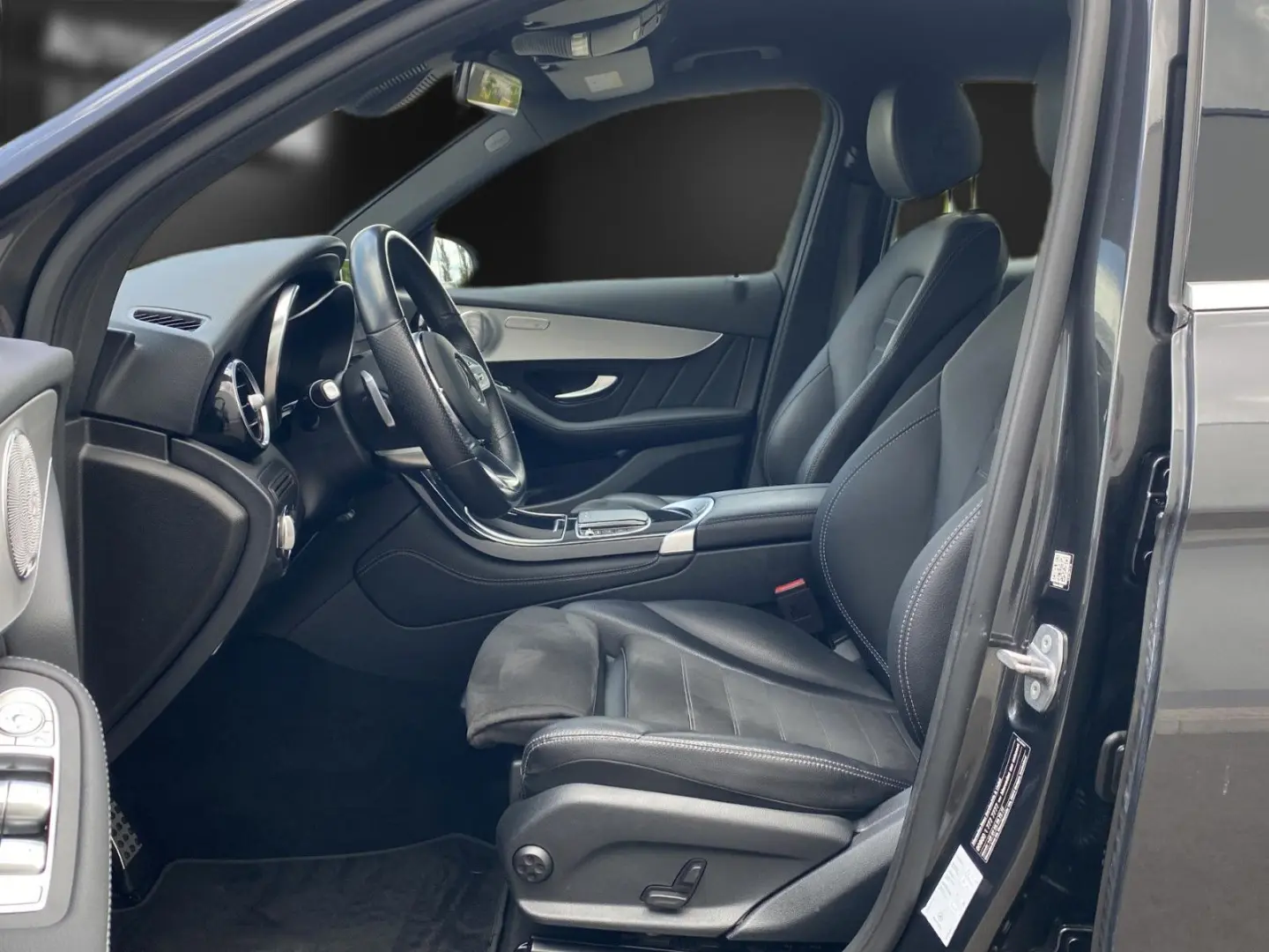 GLC 300 e AMG Burmester*AHK*LED*Alcantara*1