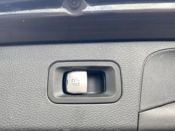 GLC 300 e AMG Burmester*AHK*LED*Alcantara*1