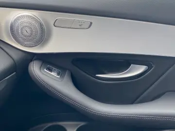 GLC 300 e AMG Burmester*AHK*LED*Alcantara*1