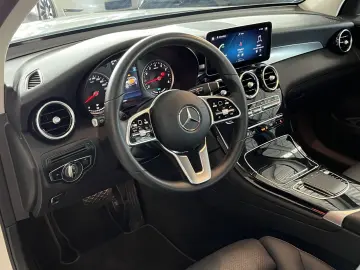 GLC 300 4Matic*ACC*SHZ*LED*Leder*Memory*Navi*AHK