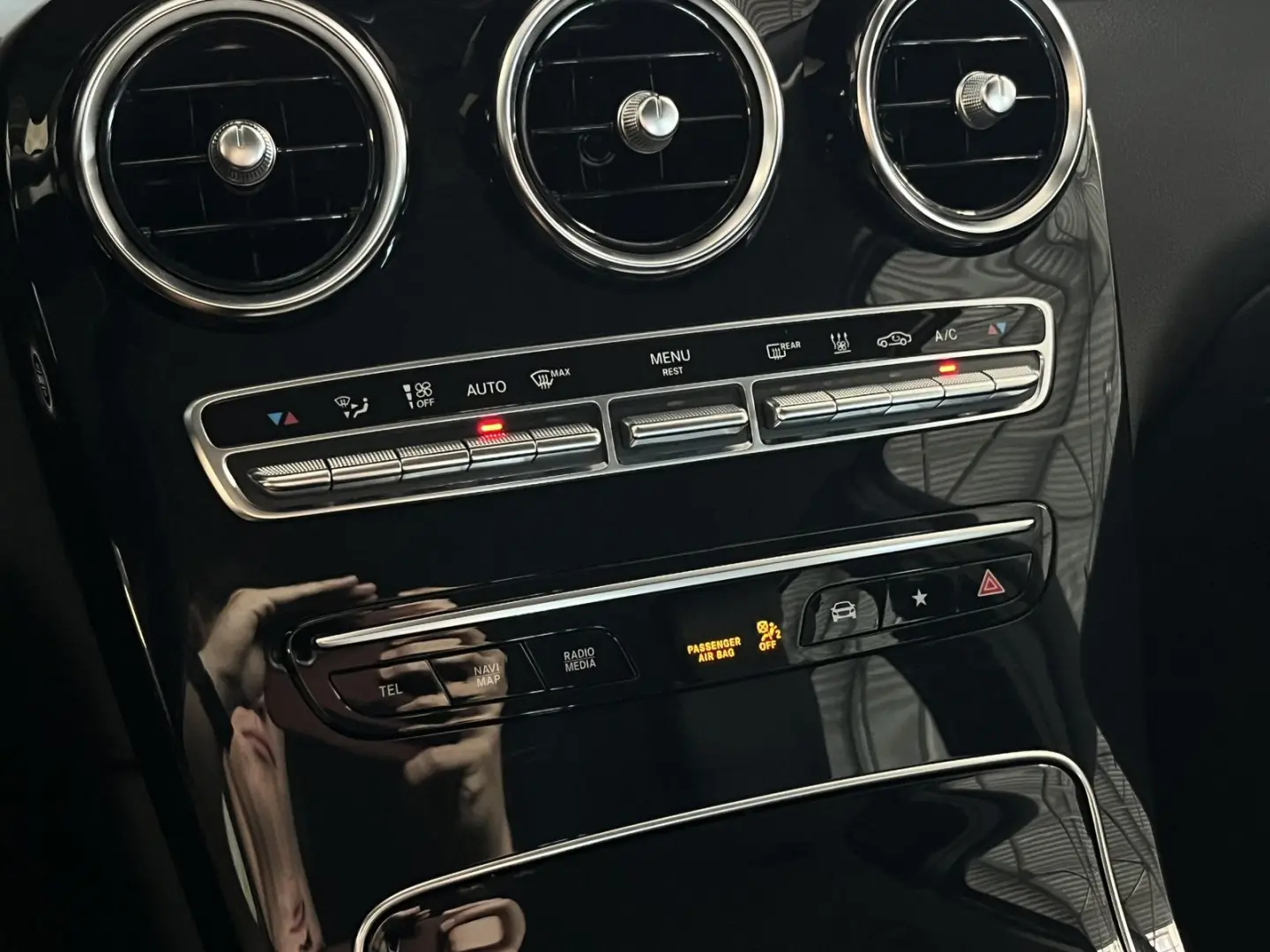 GLC 300 4Matic*ACC*SHZ*LED*Leder*Memory*Navi*AHK