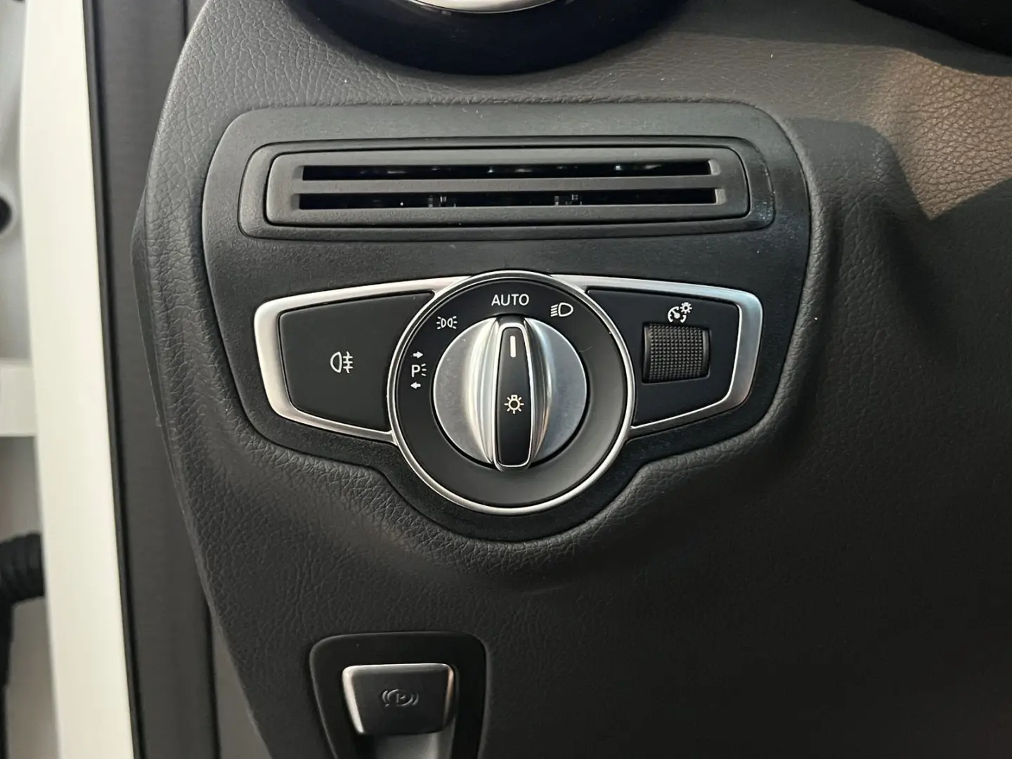 GLC 300 4Matic*ACC*SHZ*LED*Leder*Memory*Navi*AHK