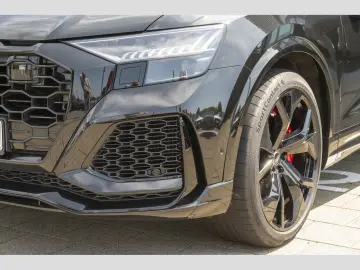 RSQ8 All Black/Dynamik+/Keramik/305km/h/RS-AGA/3