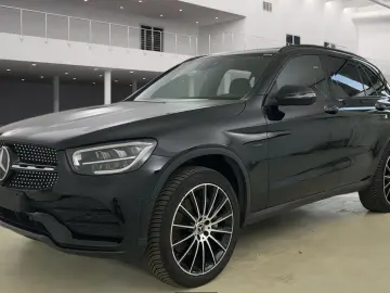 GLC 300 e AMG 20 Night 360 LED Virtual Alcantara