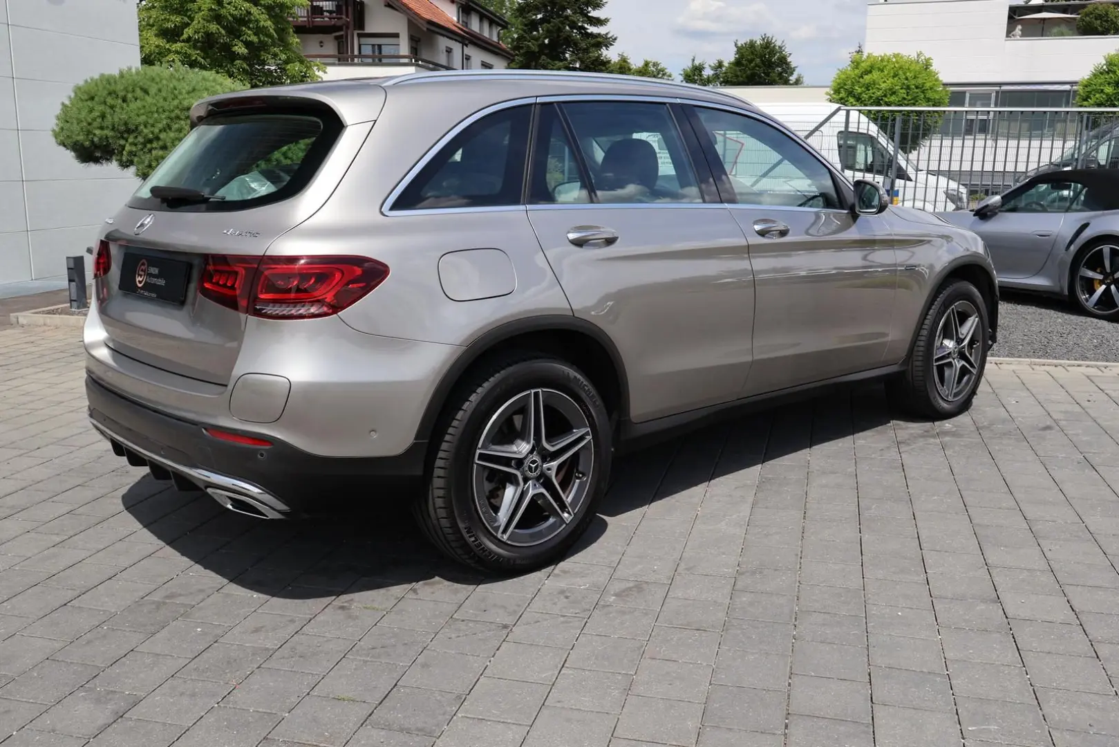 GLC 300 de 4M AMG-KeylessGo-Distronic-Kamera