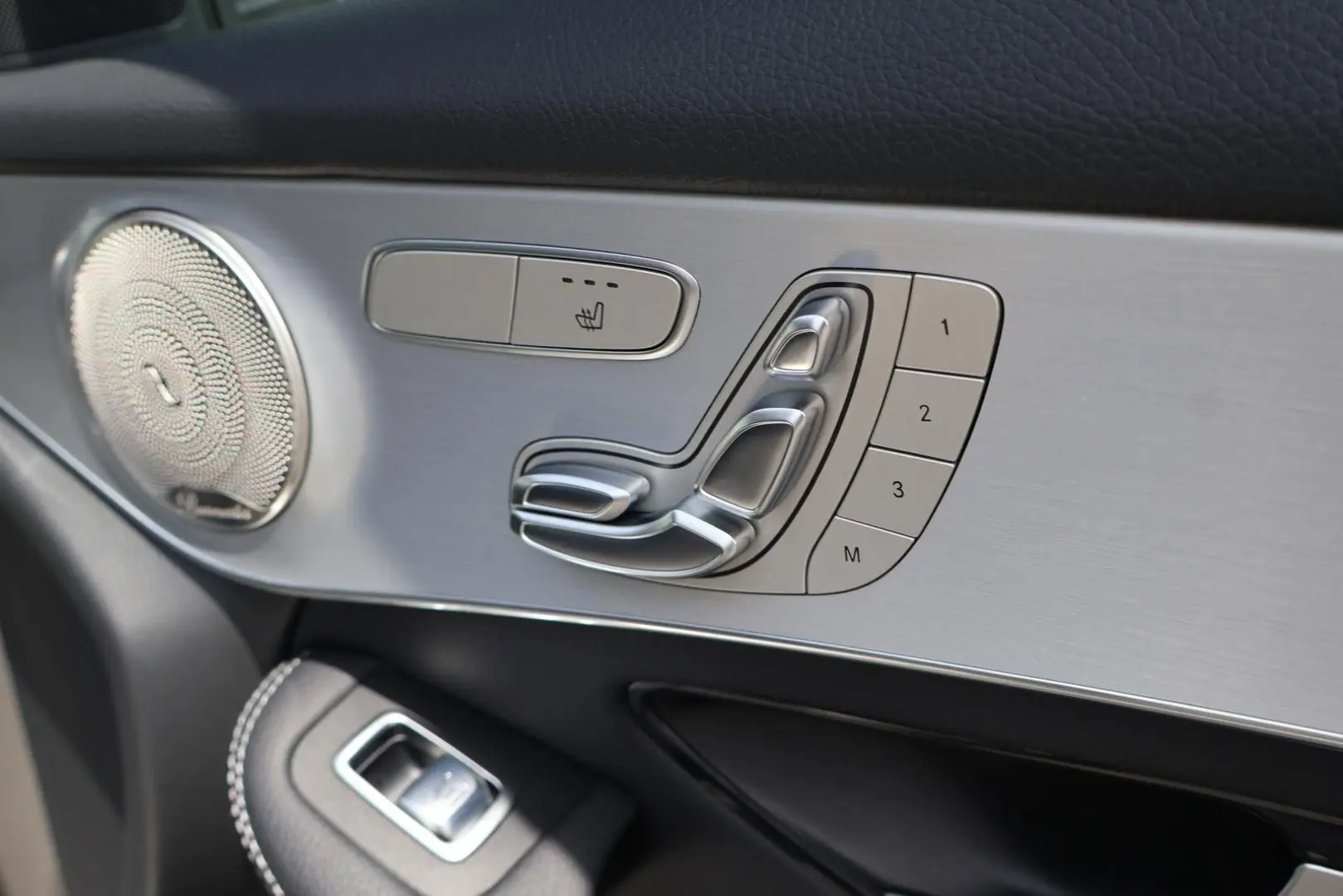 GLC 300 de 4M AMG-KeylessGo-Distronic-Kamera