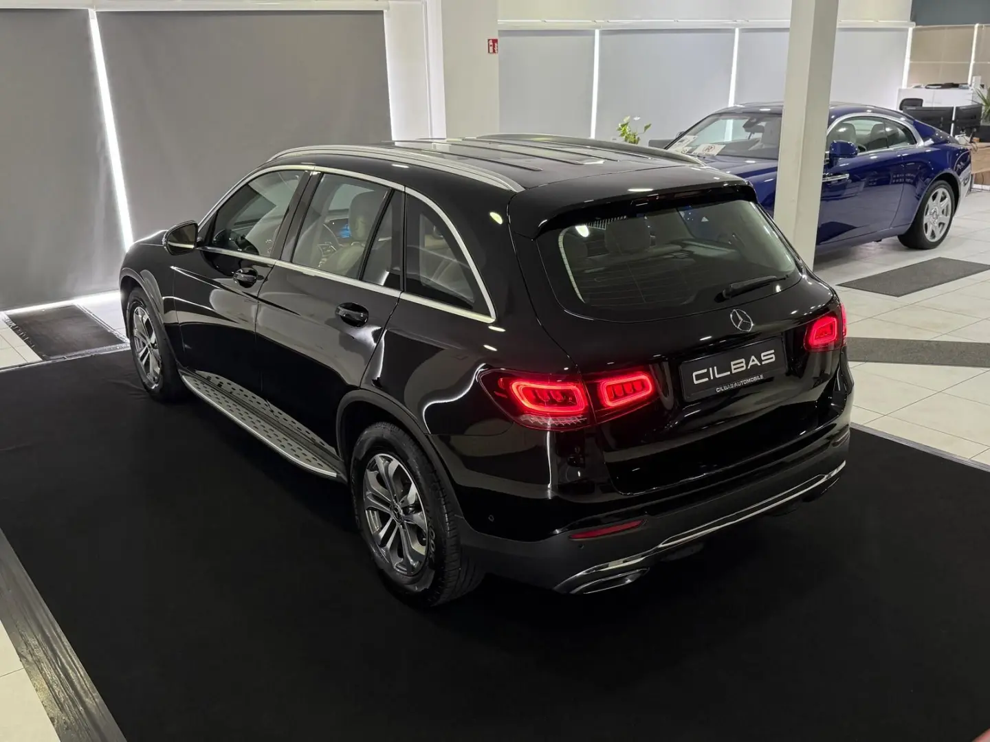 GLC 300 d 4M 9G *LEDER-BEIGE*KAM*LED*NAVI*DAB*