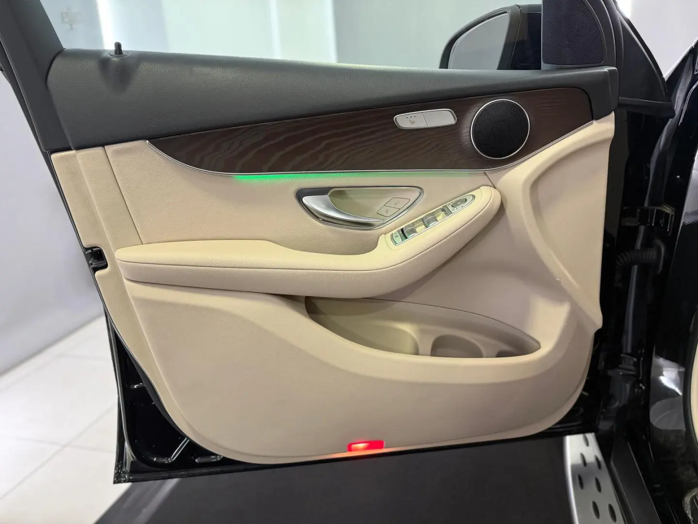 GLC 300 d 4M 9G *LEDER-BEIGE*KAM*LED*NAVI*DAB*