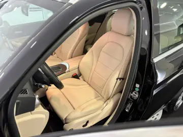 GLC 300 d 4M 9G *LEDER-BEIGE*KAM*LED*NAVI*DAB*