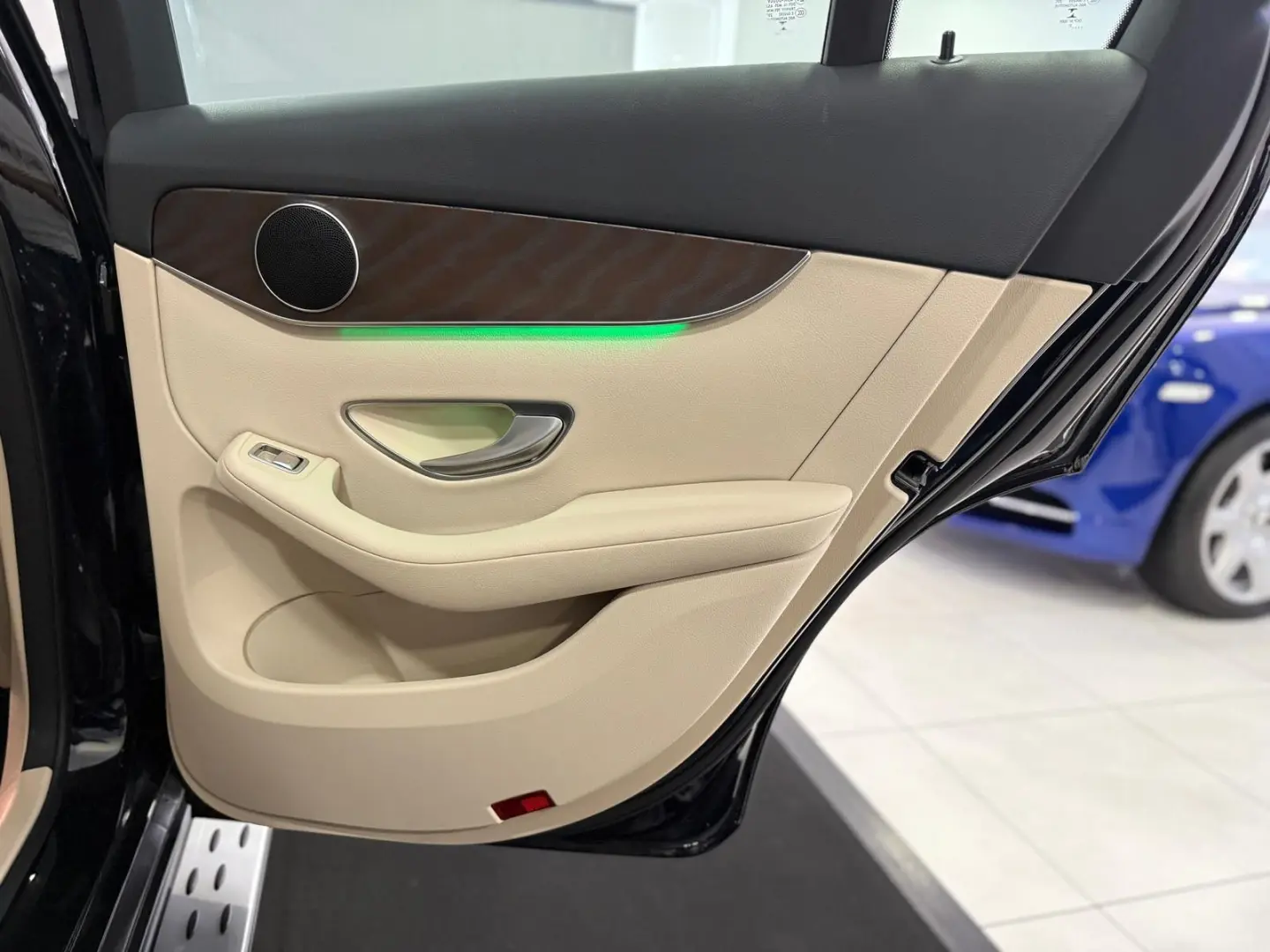 GLC 300 d 4M 9G *LEDER-BEIGE*KAM*LED*NAVI*DAB*