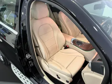 GLC 300 d 4M 9G *LEDER-BEIGE*KAM*LED*NAVI*DAB*