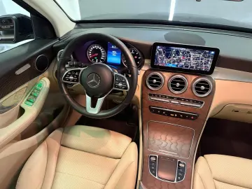 GLC 300 d 4M 9G *LEDER-BEIGE*KAM*LED*NAVI*DAB*