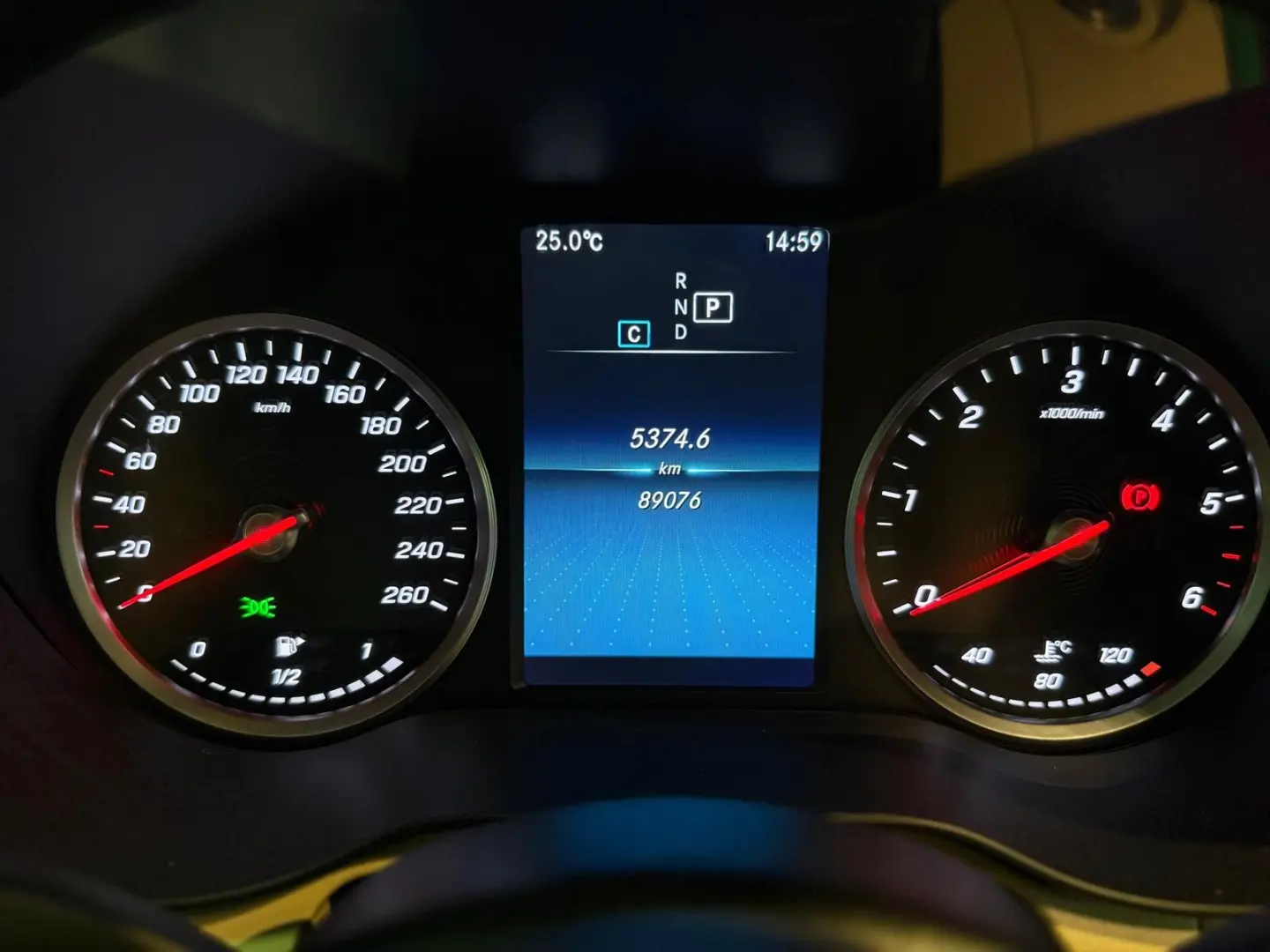 GLC 300 d 4M 9G *LEDER-BEIGE*KAM*LED*NAVI*DAB*