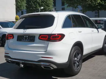 GLC 400d 4Matic AMG Pano HPLED AHK Distr Burmest