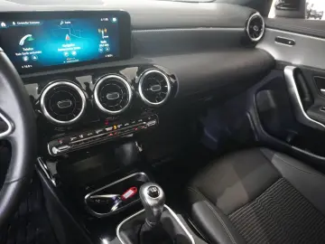 CLA 200 COUPE PROGRESSIVE NAVI/LED/KAMERA/VIRTU.