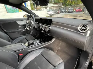 CLA 180 Edition AMG line / Widescreen / 19 Zoll*