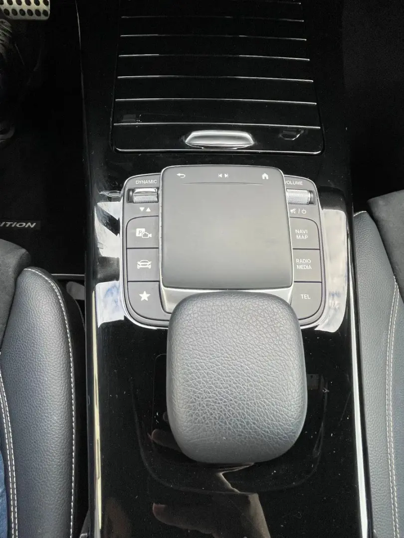CLA 180 Edition AMG line / Widescreen / 19 Zoll*