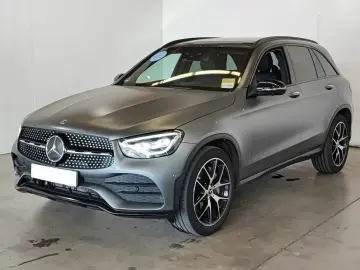 GLC 300 AMG DESIGNO NIGHTPAKET AHK PANO STANDHEI