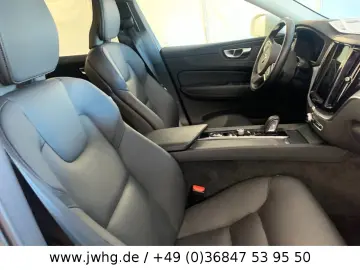 XC60 Momentum Pro Leder Kam IntelliSafe Surround