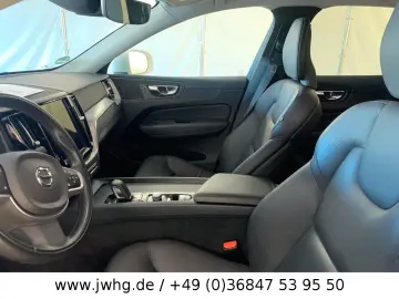 XC60 Momentum Pro Leder Kam IntelliSafe Surround