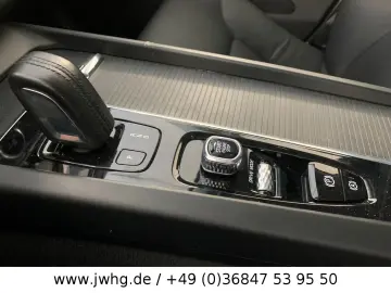 XC60 Momentum Pro Leder Kam IntelliSafe Surround