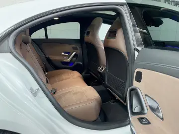 CLA 180 AMG Line Premium Plus - Full Package
