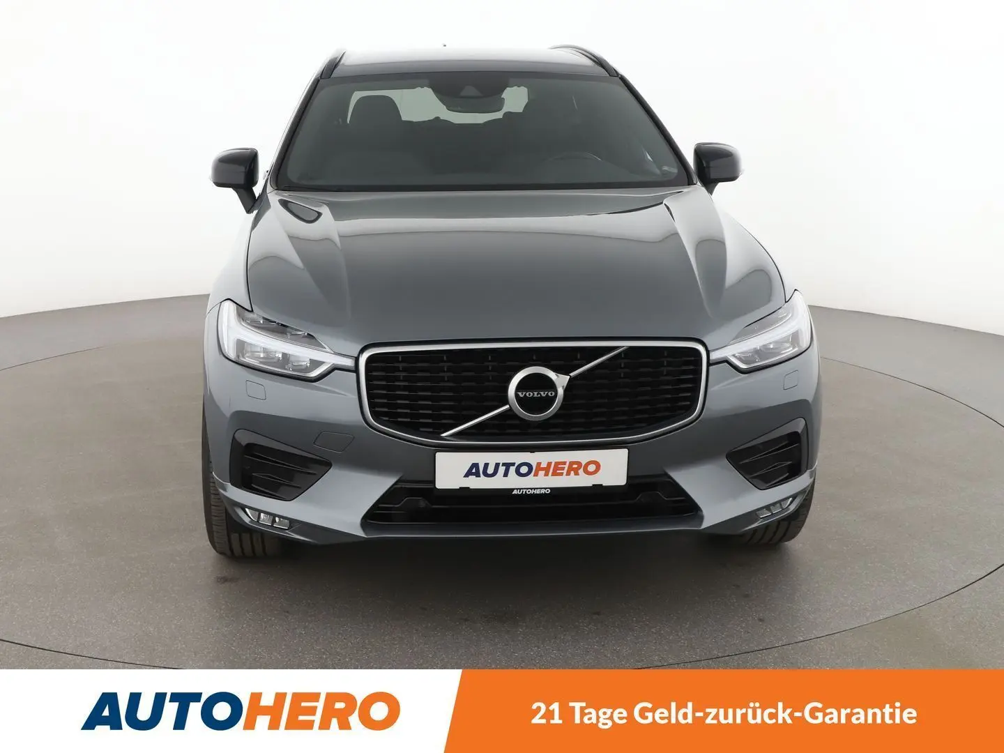 XC60 2.0 T4 R Design 2WD*NAVI*TEMPO*PDC*SHZ*ALU*