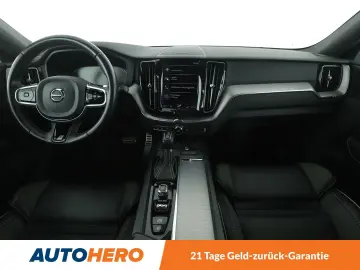 XC60 2.0 T4 R Design 2WD*NAVI*TEMPO*PDC*SHZ*ALU*