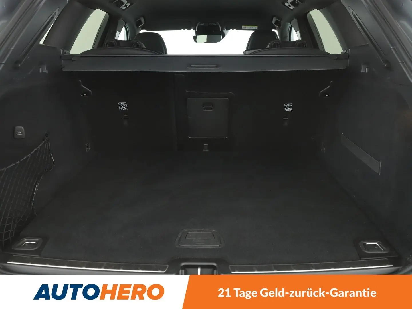 XC60 2.0 T4 R Design 2WD*NAVI*TEMPO*PDC*SHZ*ALU*