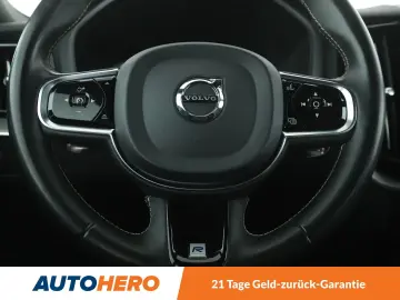 XC60 2.0 T4 R Design 2WD*NAVI*TEMPO*PDC*SHZ*ALU*