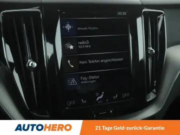 XC60 2.0 T4 R Design 2WD*NAVI*TEMPO*PDC*SHZ*ALU*