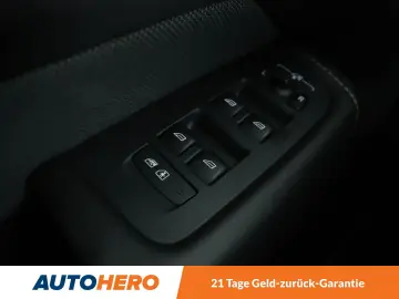XC60 2.0 T4 R Design 2WD*NAVI*TEMPO*PDC*SHZ*ALU*