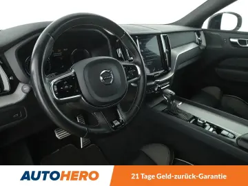 XC60 2.0 T4 R Design 2WD*NAVI*TEMPO*PDC*SHZ*ALU*